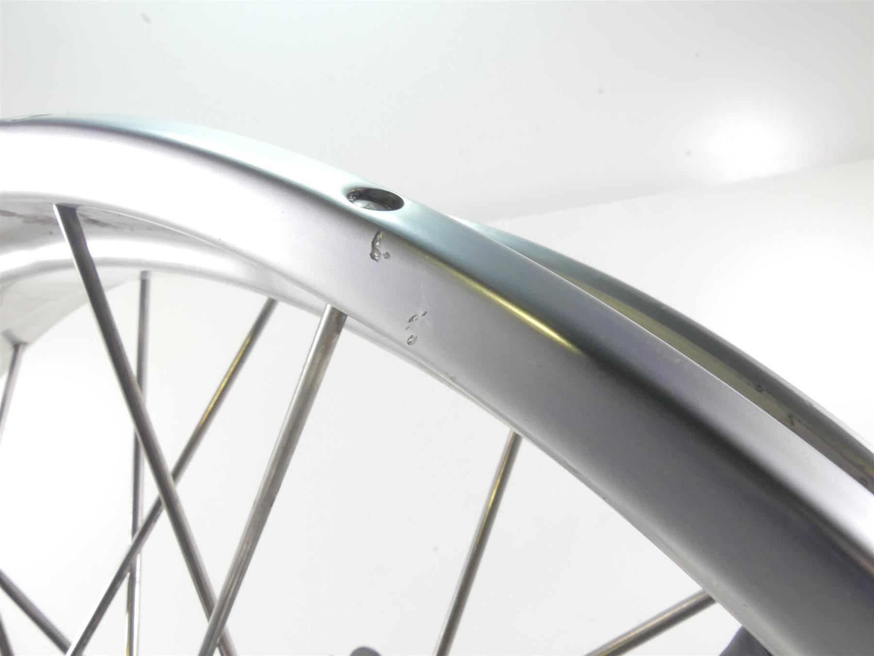2008 BMW R1200GS K25 Front Silver 2.5x19 Spoke Wheel Rim 36317710850 36317701491 {{ shop.shopifyCountryName }} - Mototech271