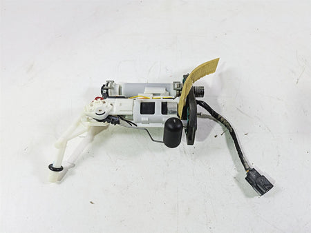 2018 Harley FXBR Softail Breakout Fuel Gas Petrol Pump & Level Sender 61200043 {{ shop.shopifyCountryName }} - Mototech271