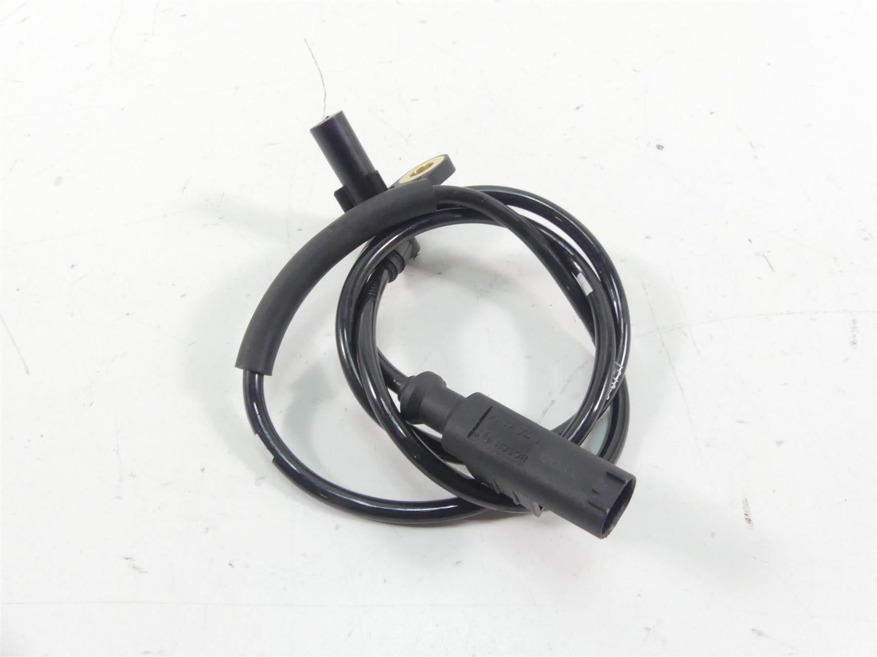2013 Kawasaki ZX636 ZX6R Ninja Front Abs Brake Wheel Speed Sensor 21176-0737 {{ shop.shopifyCountryName }} - Mototech271