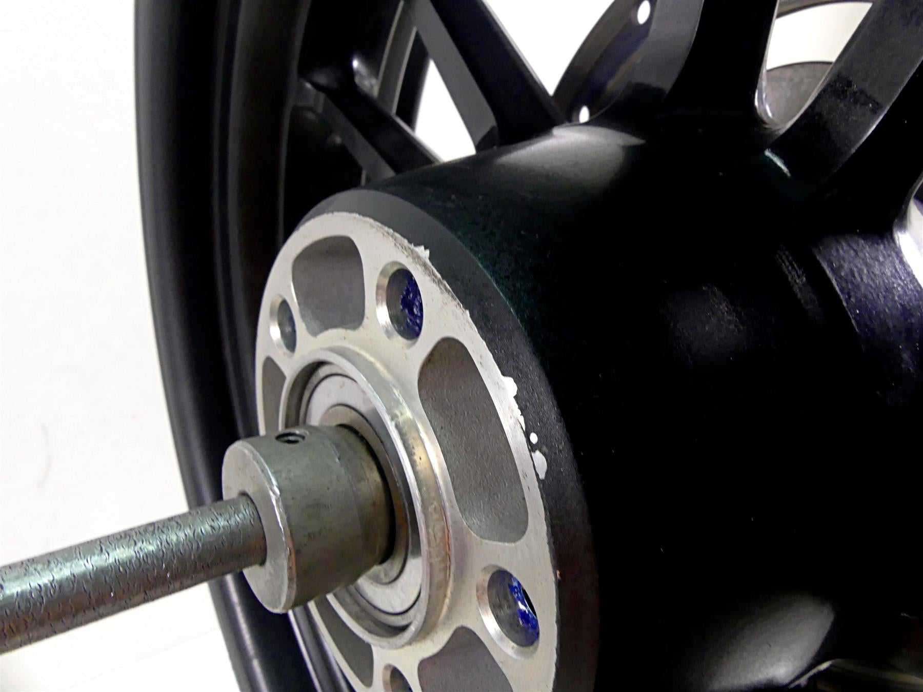 Harley Dyna Low Rider FXDL Switchblade Rear Wheel Rim 17x4.5 41018-08 ...