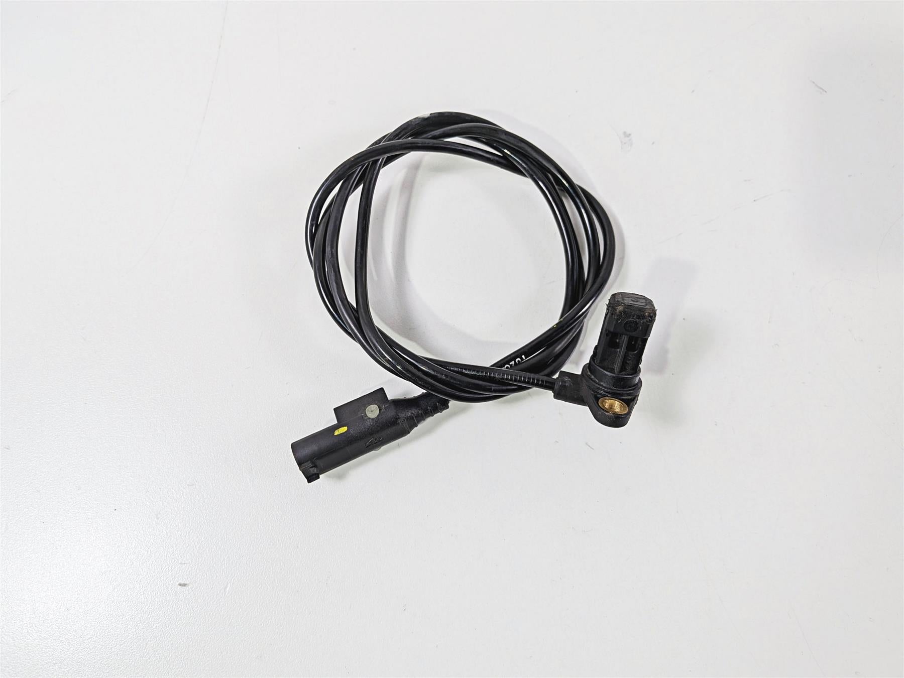 2018 Aprilia RSV4 RR Rear Abs Brake Wheel Speed Sensor 859792 {{ shop.shopifyCountryName }} - Mototech271