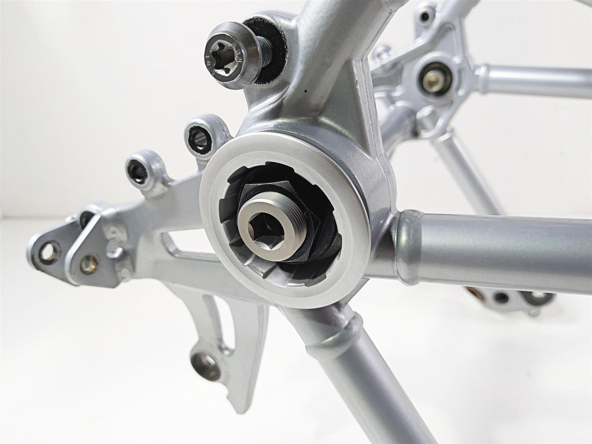 2016 BMW R1200 GS K50 Straight Main Frame Chassis With Clean California Title 46519444971 {{ shop.shopifyCountryName }} - Mototech271