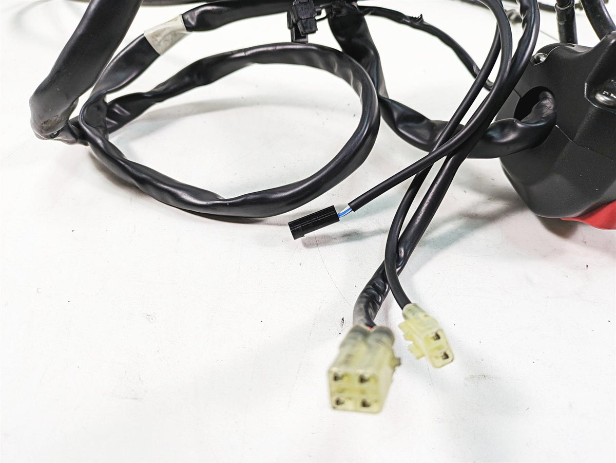 2009 Yamaha XV1900 Raider Right Hand Control Switch -Read 5C7-83973-20-00 {{ shop.shopifyCountryName }} - Mototech271