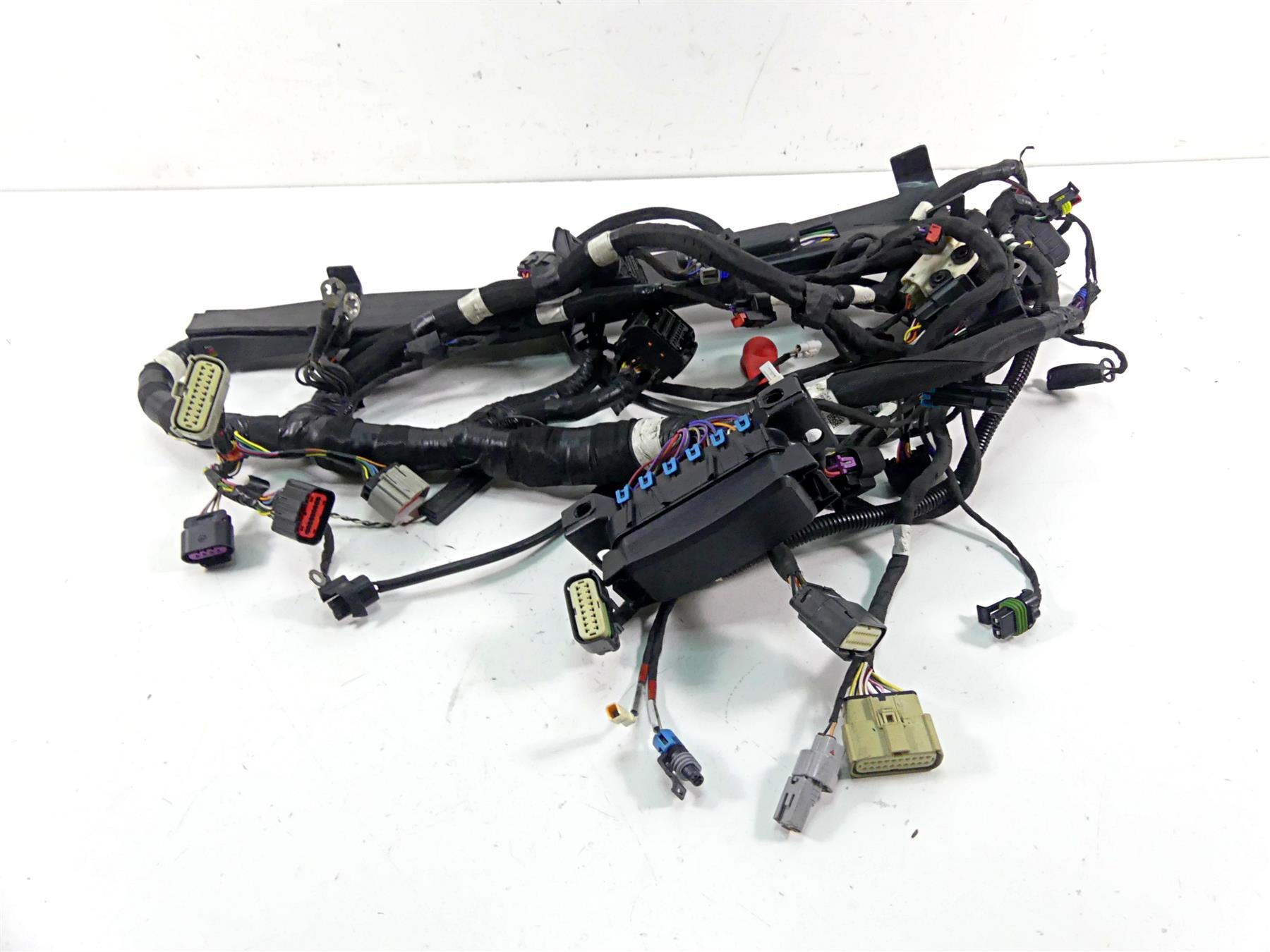 2019 Indian Chieftain Classic Wiring Harness Loom - Read 2414745 {{ shop.shopifyCountryName }} - Mototech271