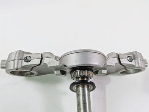 2018 Harley FLHCS Softail Heritage 115th Lower Triple Tree & Covers 45900181