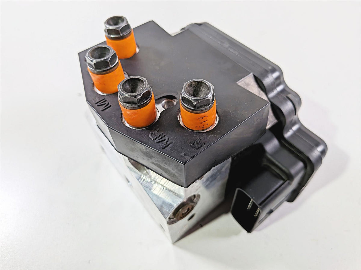 2011 Harley VRSCDX Night Rod Abs Brake Pump Pressure Module 40664-08A {{ shop.shopifyCountryName }} - Mototech271