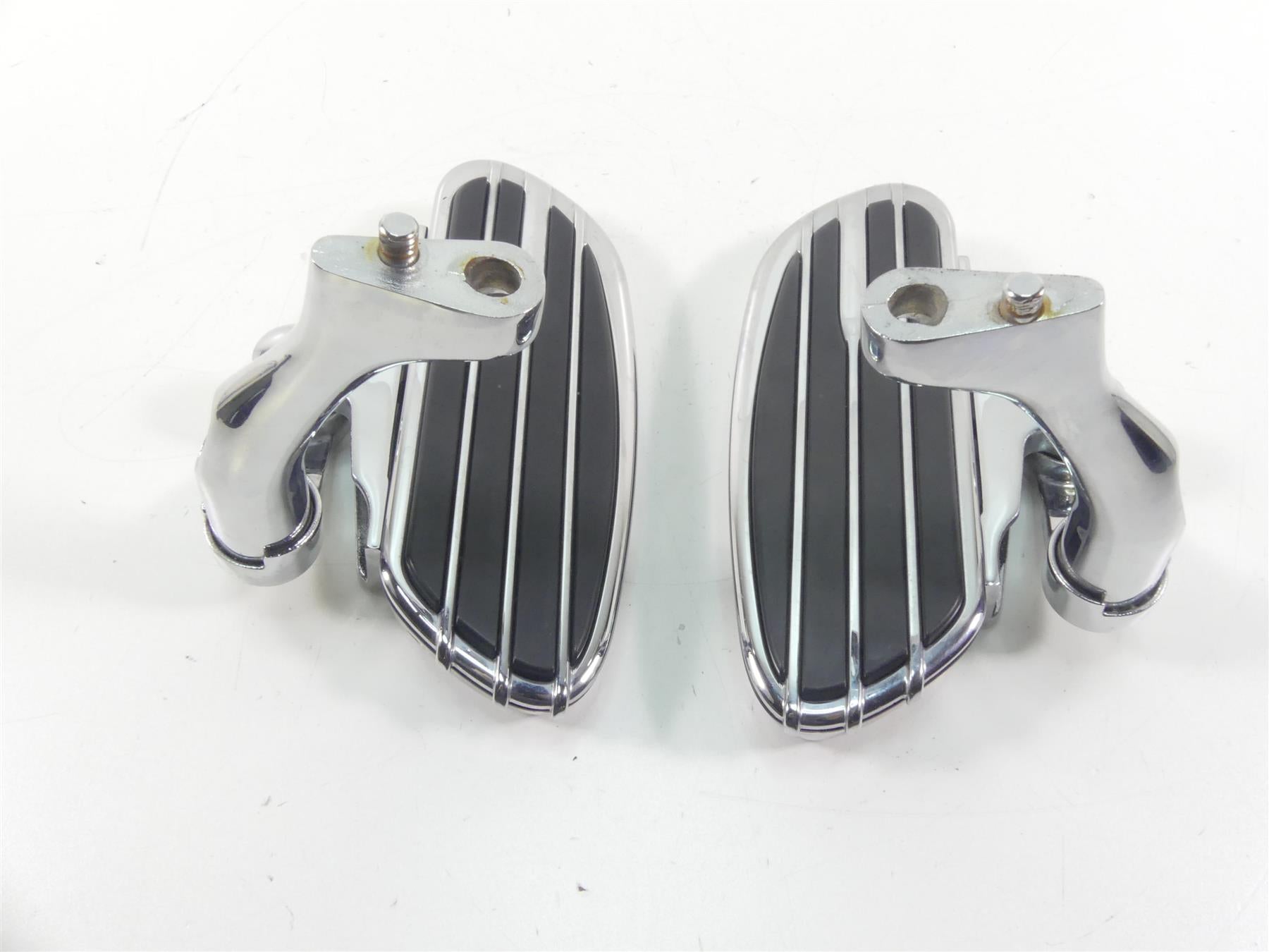 2009 Harley FLHTCU SE4 CVO E-Glide Rear Chrome Passenger Floorboard Set 50700-04 {{ shop.shopifyCountryName }} - Mototech271