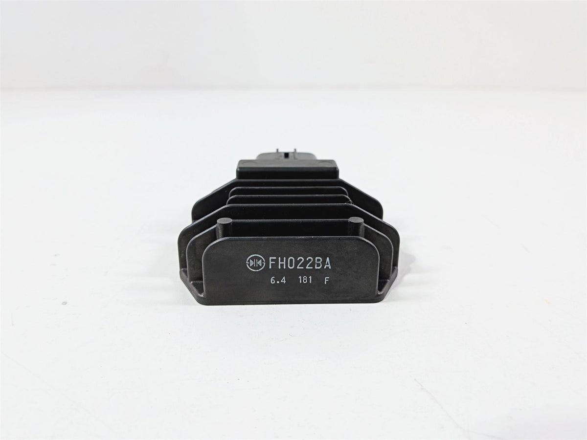 2016 Yamaha YZF R1 RN32 Rectifier Voltage Regulator 2CR-81960-00-00 FH022BA {{ shop.shopifyCountryName }} - Mototech271