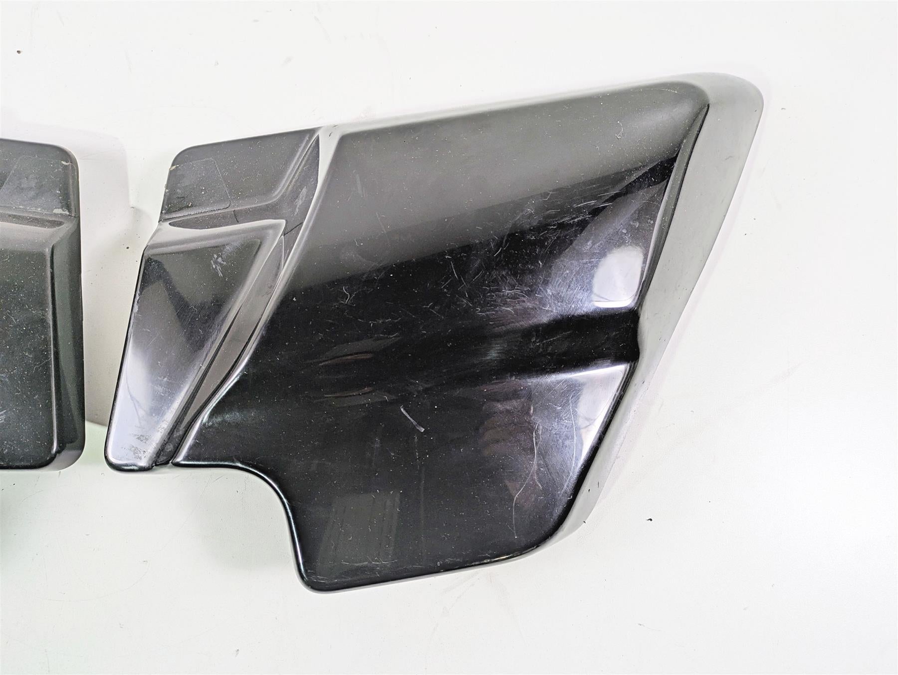2009 Harley Touring FLHX Street Glide Side Cover Fairing Set 66048-09A 66250-09 {{ shop.shopifyCountryName }} - Mototech271