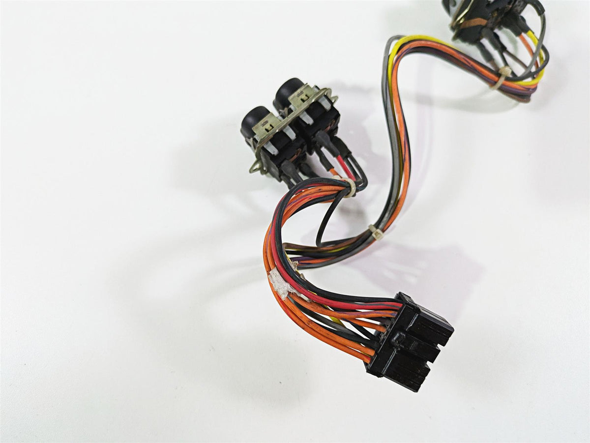 2010 Harley Touring FLHTK Electra Glide Auxiliary Switch Button Set 70271-98 {{ shop.shopifyCountryName }} - Mototech271