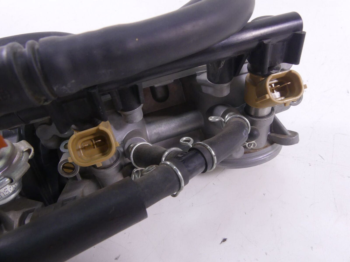 2015 Yamaha YZF-R1M Mikuni Throttle Body Bodies Fuel Injectors 2CR-13750-00-00 {{ shop.shopifyCountryName }} - Mototech271
