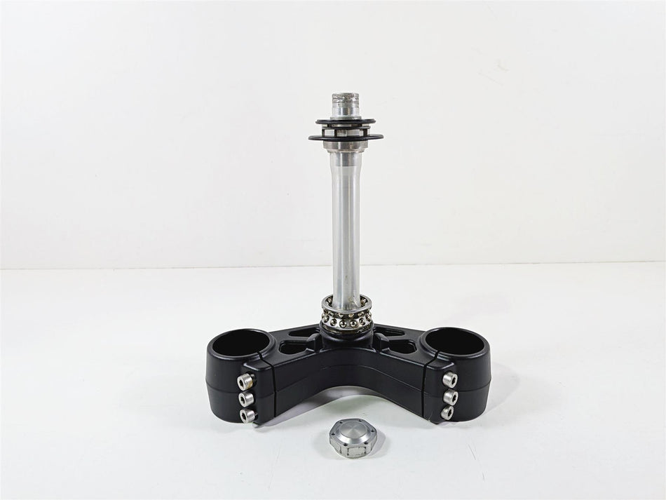2019 Triumph Speed Triple RS 1050 Lower Triple Tree Steering Clamp Read T2048460 {{ shop.shopifyCountryName }} - Mototech271