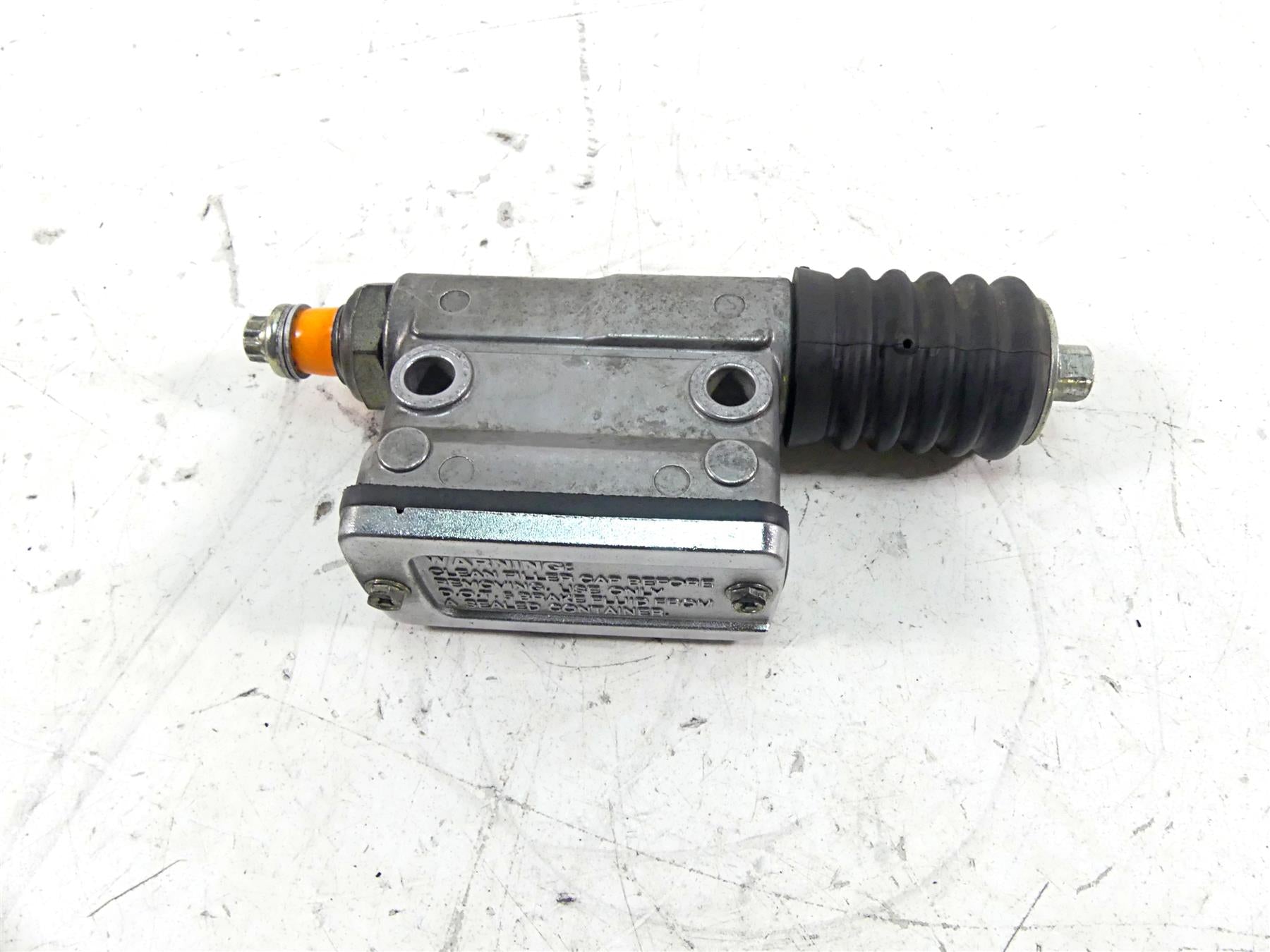 1997 Harley Sportster XL1200 C Rear Brake Master Cylinder 42456-87D {{ shop.shopifyCountryName }} - Mototech271