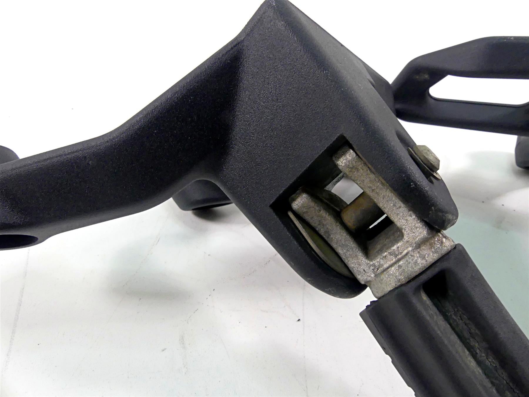 2015 KTM 1190 Adventure Rear Passenger Footpeg Set 6030304800033S 6030304900033S {{ shop.shopifyCountryName }} - Mototech271