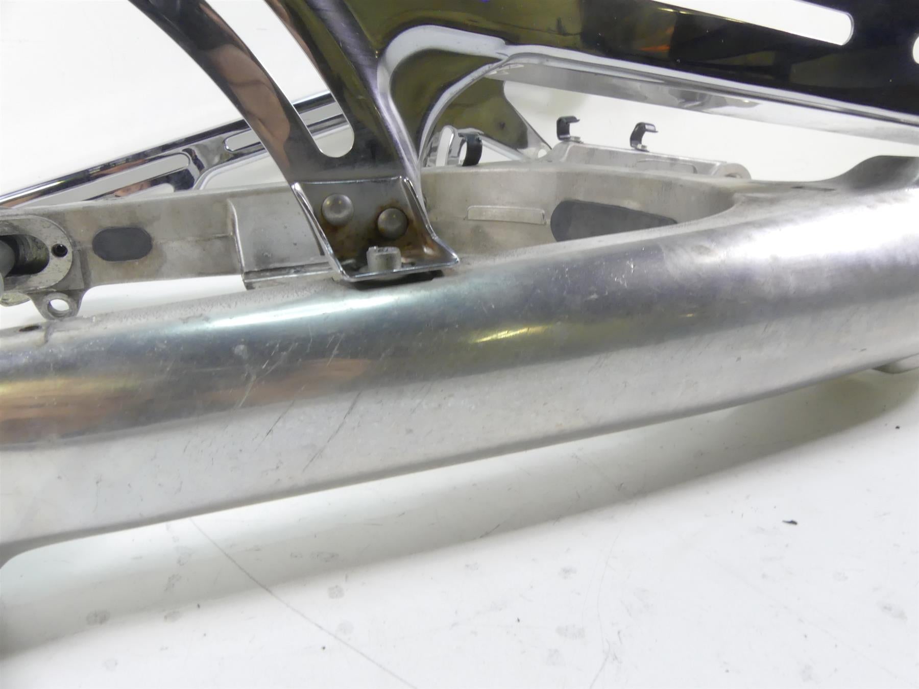 2006 Harley VRSCD Night V Rod Rear Swingarm Swing Arm & Axle Set 48372-05A {{ shop.shopifyCountryName }} - Mototech271