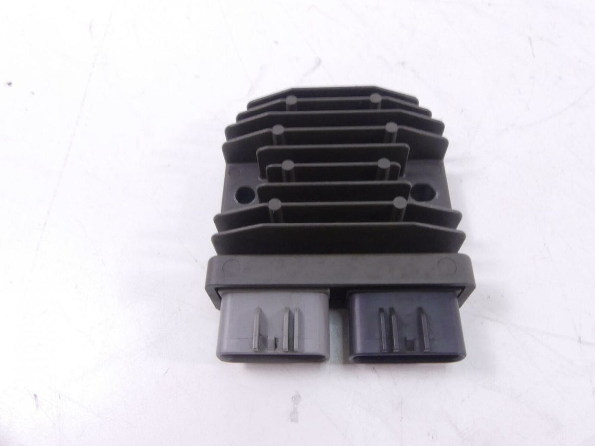 2012 Yamaha XT1200 Super Tenere Rectifier Voltage Regulator 1D7-81960-01-00 {{ shop.shopifyCountryName }} - Mototech271