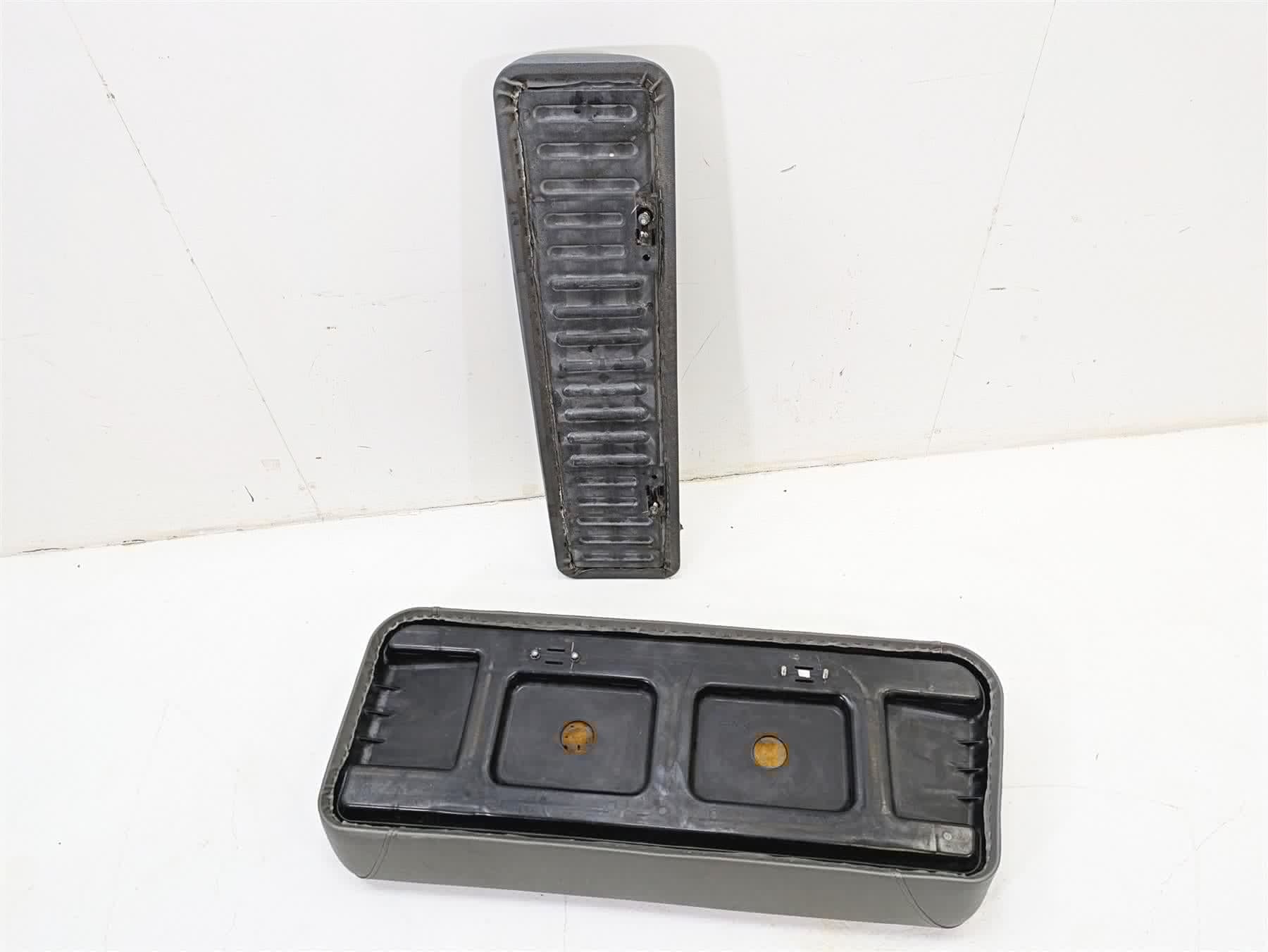 2010 Kawasaki 610 4x4 Mule Seat Bench Pad Cushion Set 53066-0115 53066-0269 {{ shop.shopifyCountryName }} - Mototech271