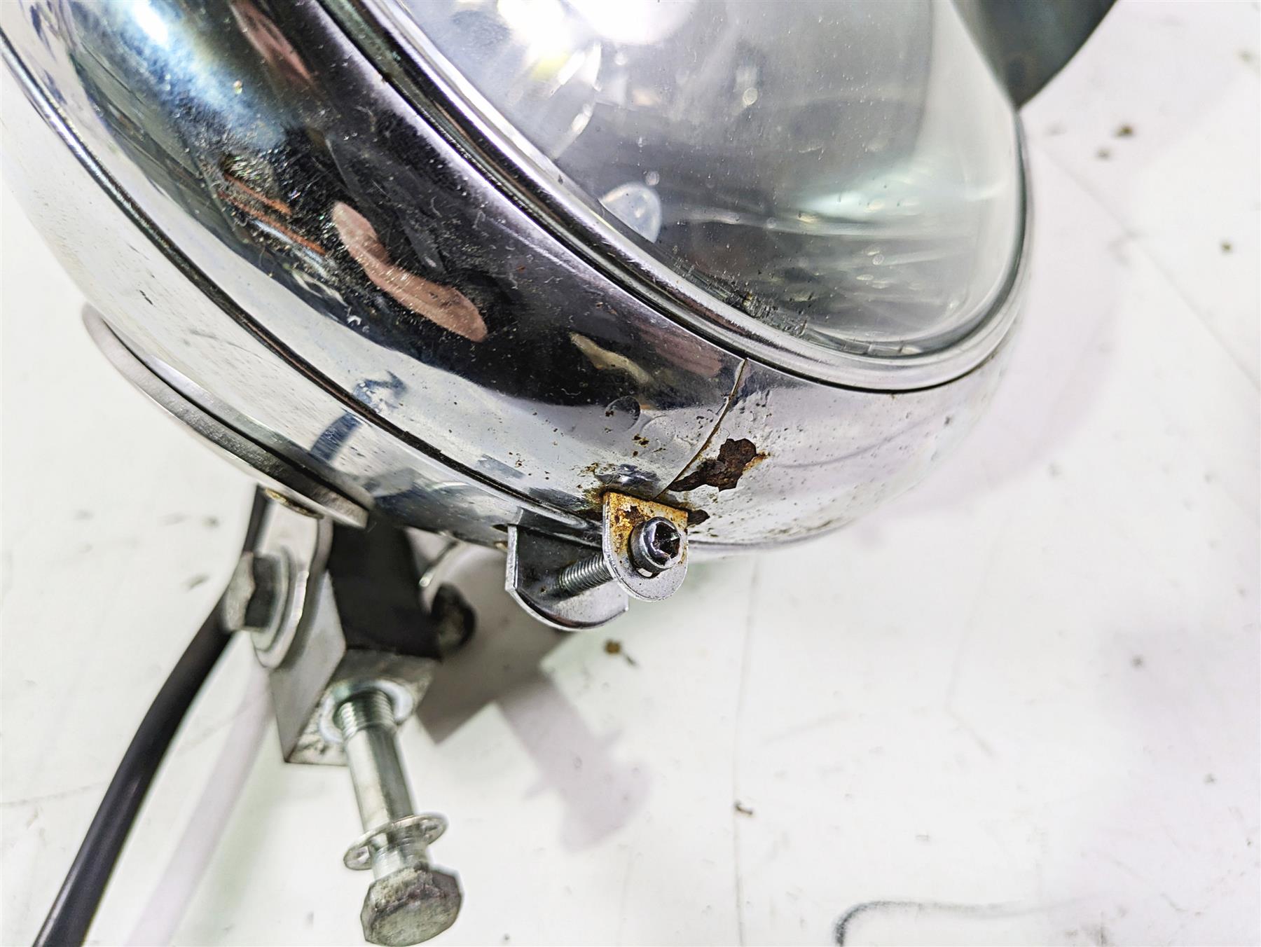 1992 Harley FLSTC Softail Heritage Headlight Led Bulb Head Lamp - Read 68789-91 {{ shop.shopifyCountryName }} - Mototech271