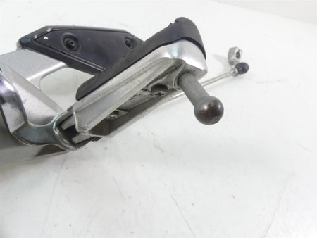 2007 Yamaha FZ1 Fazer Left Rider Footpeg Foot Peg Shifter Set 2D1-27442-01-00 {{ shop.shopifyCountryName }} - Mototech271
