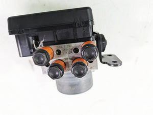 2018 Ducati Hypermotard 939 SP Abs Brake Pump Module Unit 54240402A | Mototech271