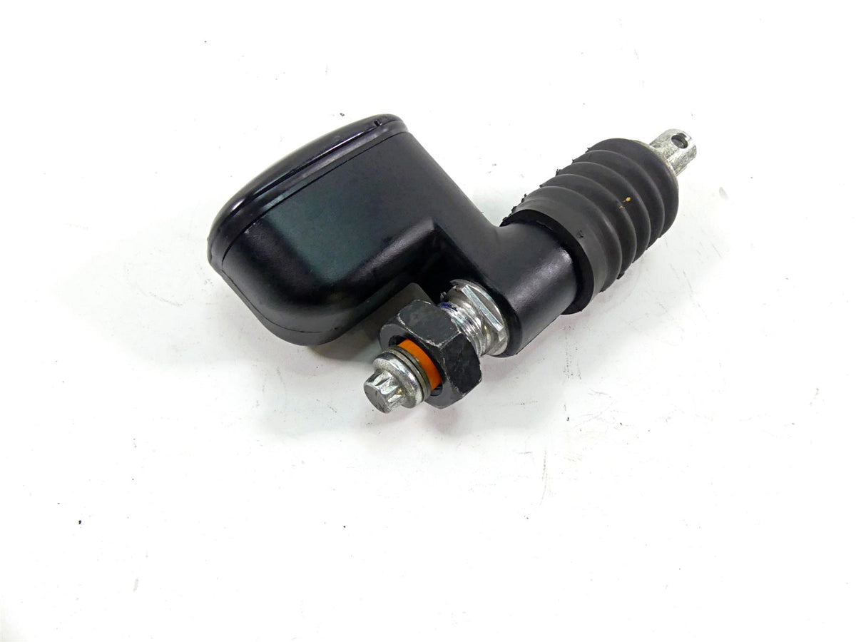 2003 Harley Touring FLHTCI E-Glide 100TH Rear Brake Master Cylinder 41755-99F {{ shop.shopifyCountryName }} - Mototech271
