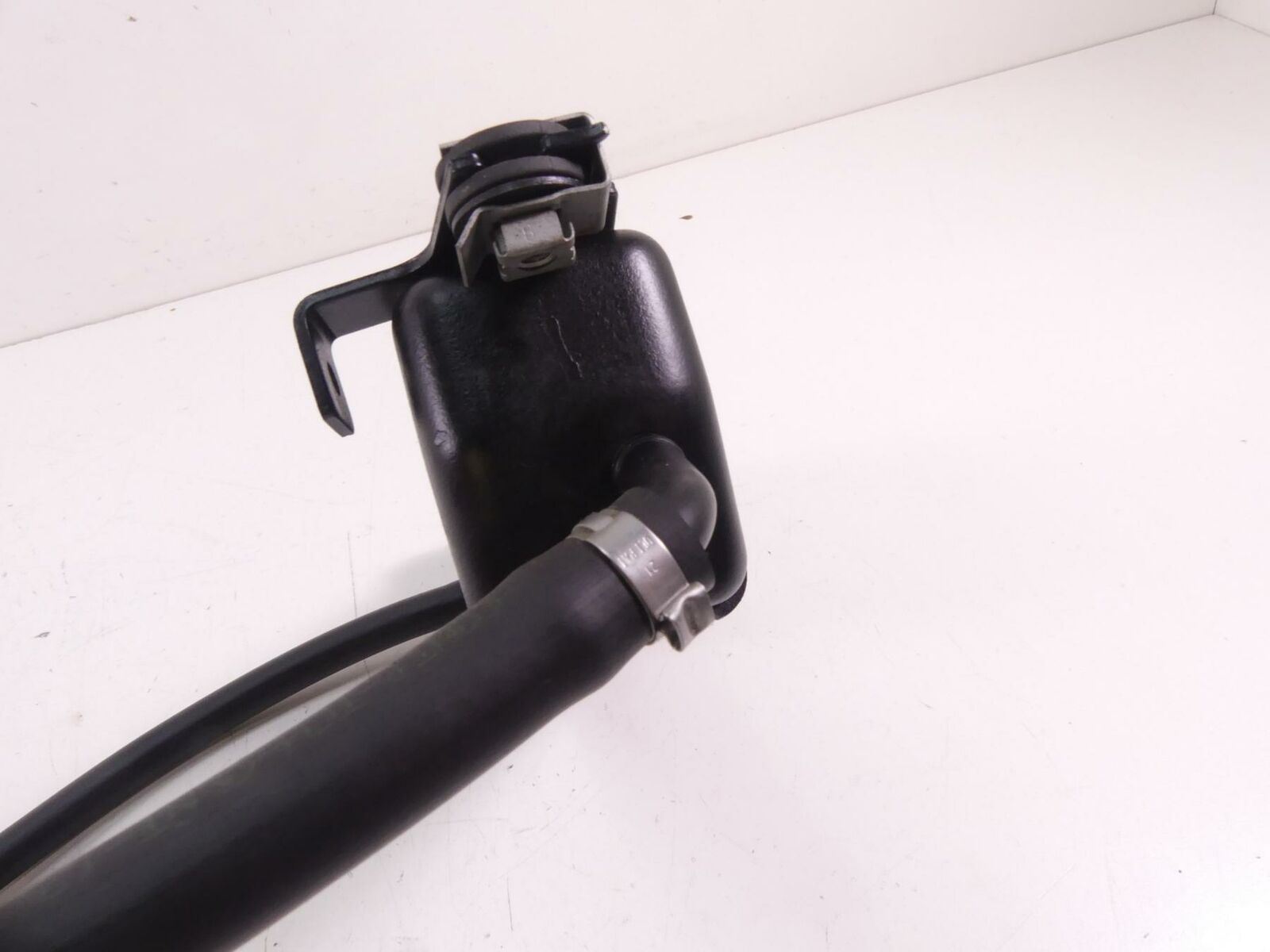 2008 BMW R1200RT K26 Oil Cooler Radiator & Lines 17217719229 {{ shop.shopifyCountryName }} - Mototech271