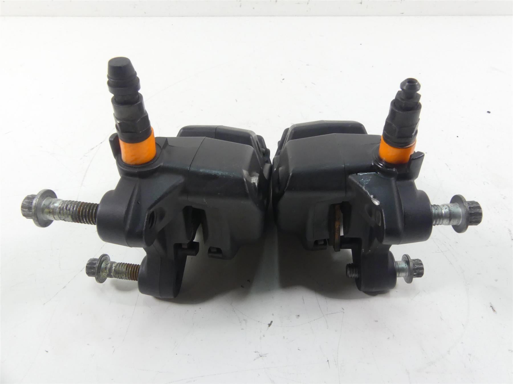 2012 Harley Touring FLHTP Electra Glide Front Brake Calipers 43027-08 44023-08 {{ shop.shopifyCountryName }} - Mototech271