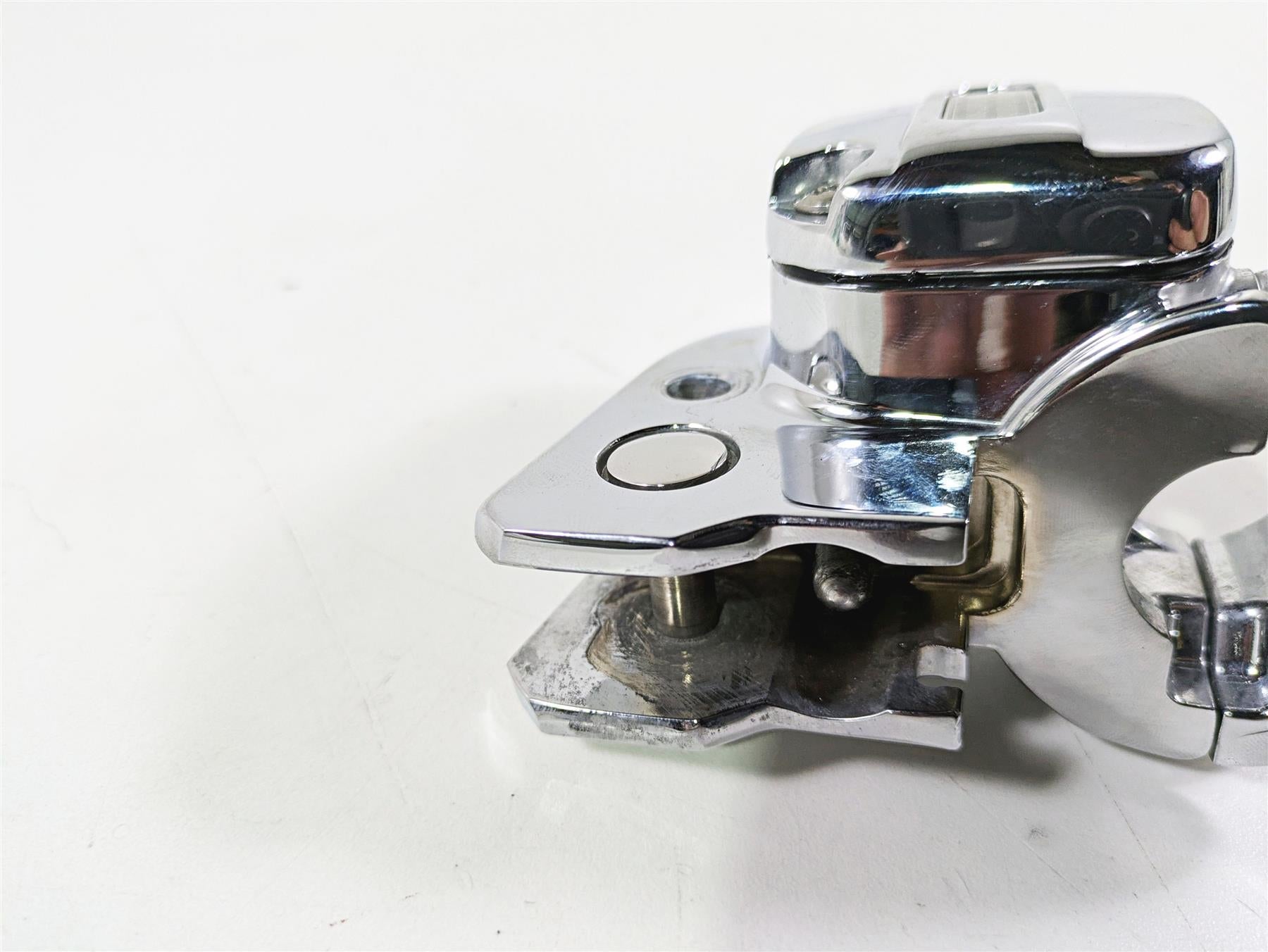 2017 Harley Touring FLHTKSE CVO E-Glide Chrome Clutch Perch 36700170 {{ shop.shopifyCountryName }} - Mototech271