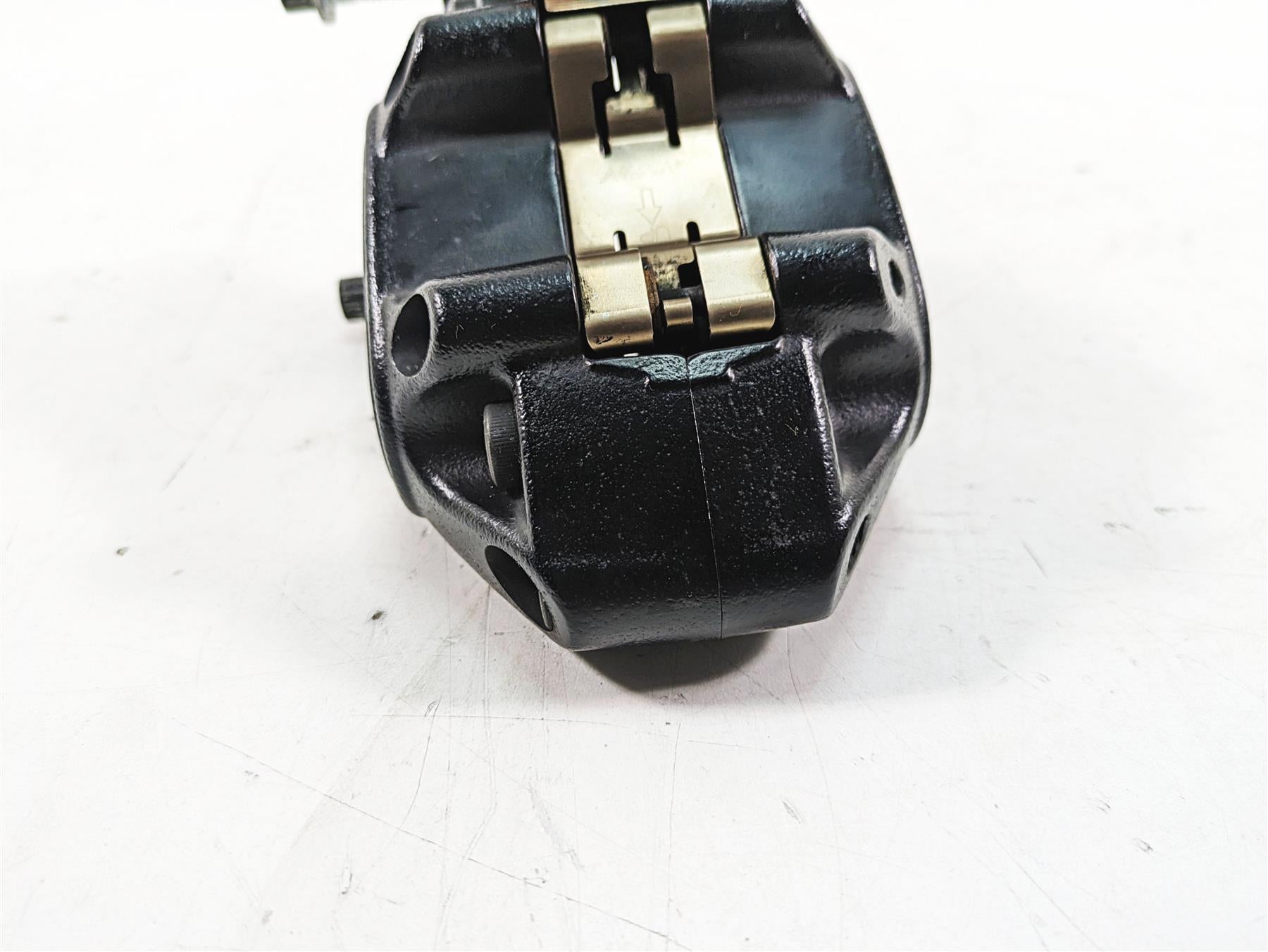 2020 Harley Softail FXBB Street Bob Front Brake Caliper 41300095 {{ shop.shopifyCountryName }} - Mototech271