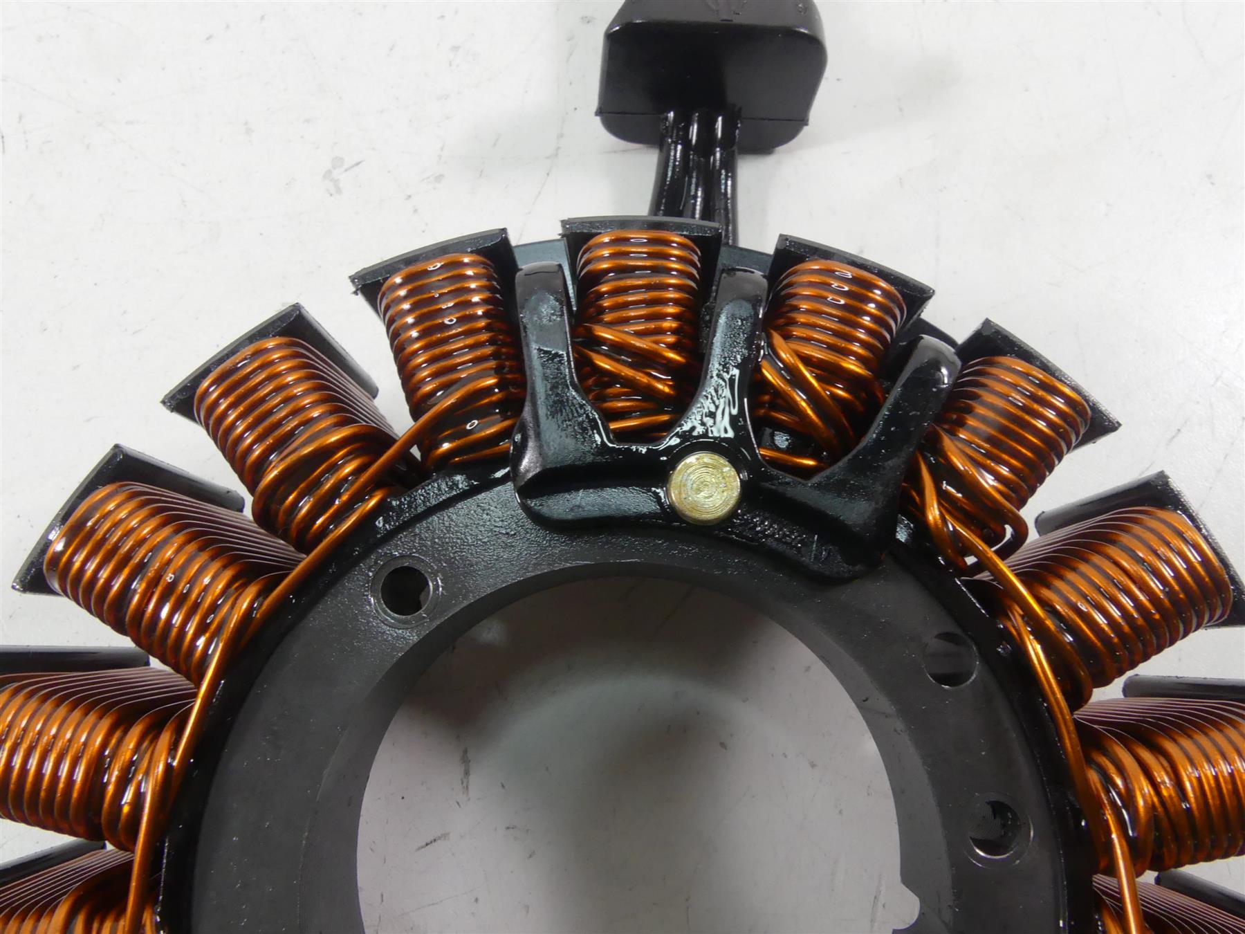 2021 Harley Softail FLSB Sport Glide Stator Alternator Generator 29900042A {{ shop.shopifyCountryName }} - Mototech271