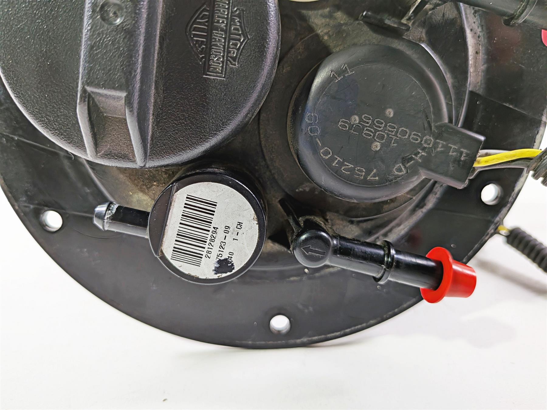 2011 Harley VRSCDX Night Rod Fuel Gas Petrol Pump 5k Only - Tested 75123-09 {{ shop.shopifyCountryName }} - Mototech271