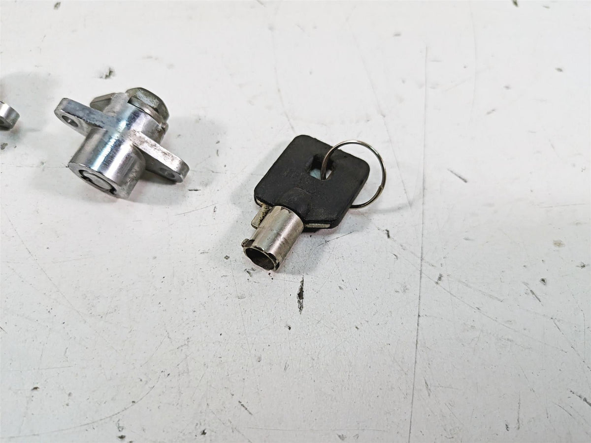 2011 Harley Touring FLHR Road King Ignition Switch Key Steering Lock 71313-96A {{ shop.shopifyCountryName }} - Mototech271
