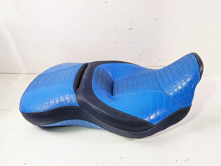 2011 Harley Touring FLHTCUSE CVO E-Glide Seat Blue Heated Alligator Skin 54112-11 {{ shop.shopifyCountryName }} - Mototech271
