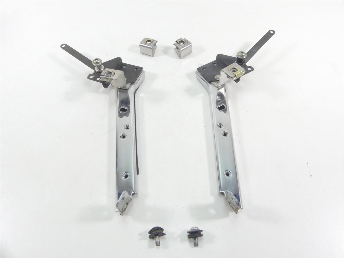 2004 Harley FLHTC SE CVO Electra Glide Saddlebag Guard Rail Set 90718-79 {{ shop.shopifyCountryName }} - Mototech271