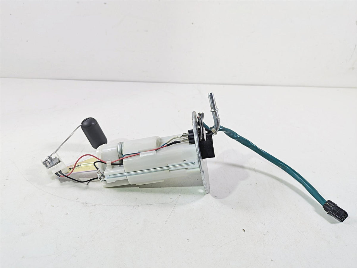2024 Kawasaki ZX6R ZX636 Ninja Fuel Gas Petrol Pump - Tested 49040-0779 {{ shop.shopifyCountryName }} - Mototech271