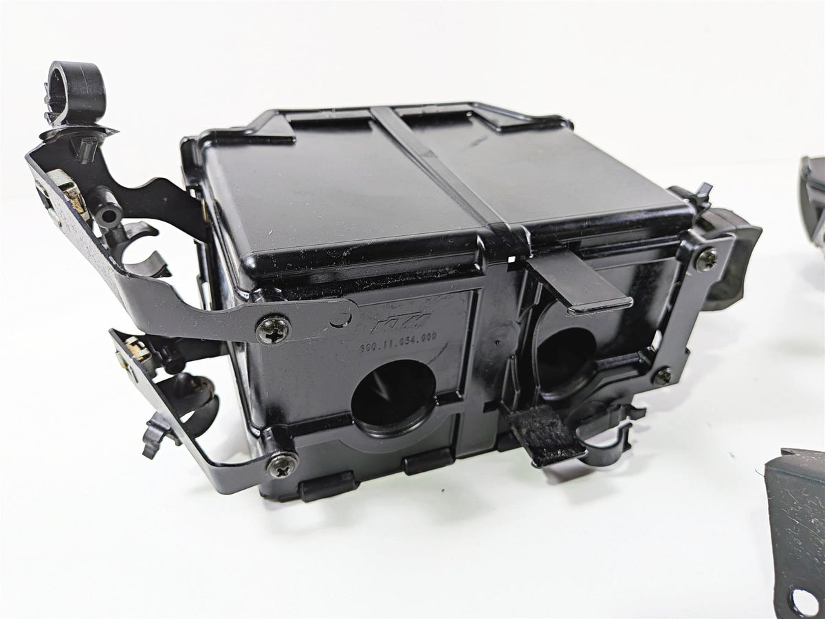2005 KTM 950 LC8 Adventure Speedo Mount Battery Box Inlet Scoop Fairing {{ shop.shopifyCountryName }} - Mototech271