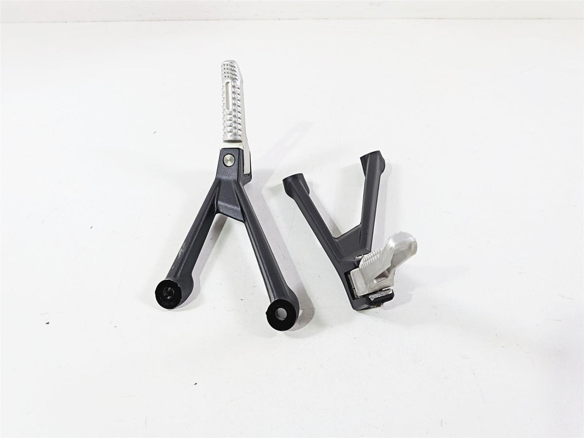 2020 BMW S1000RR K67 Rear Passenger Foot Peg Set 46718356863 46718356864-Mototech271