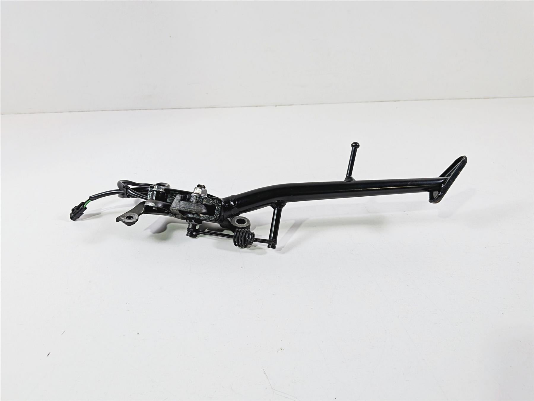 2024 Suzuki GSXR 600 Side Kick Stand Kickstand & Safety Switch 42310-14J00 {{ shop.shopifyCountryName }} - Mototech271