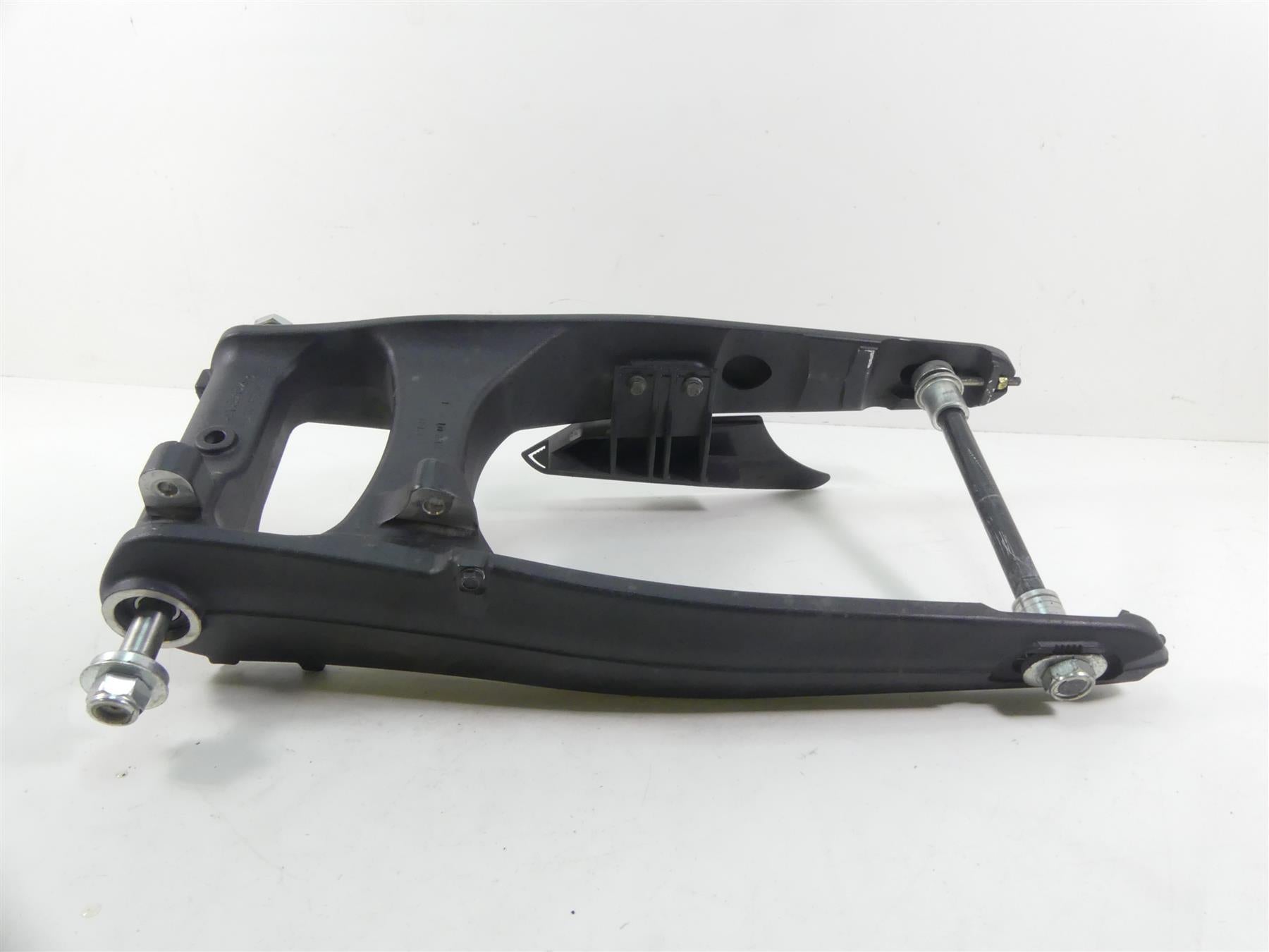 2016 Indian Chieftain Dark Horse Swingarm Swing Arm Rear Suspension 5139825 {{ shop.shopifyCountryName }} - Mototech271