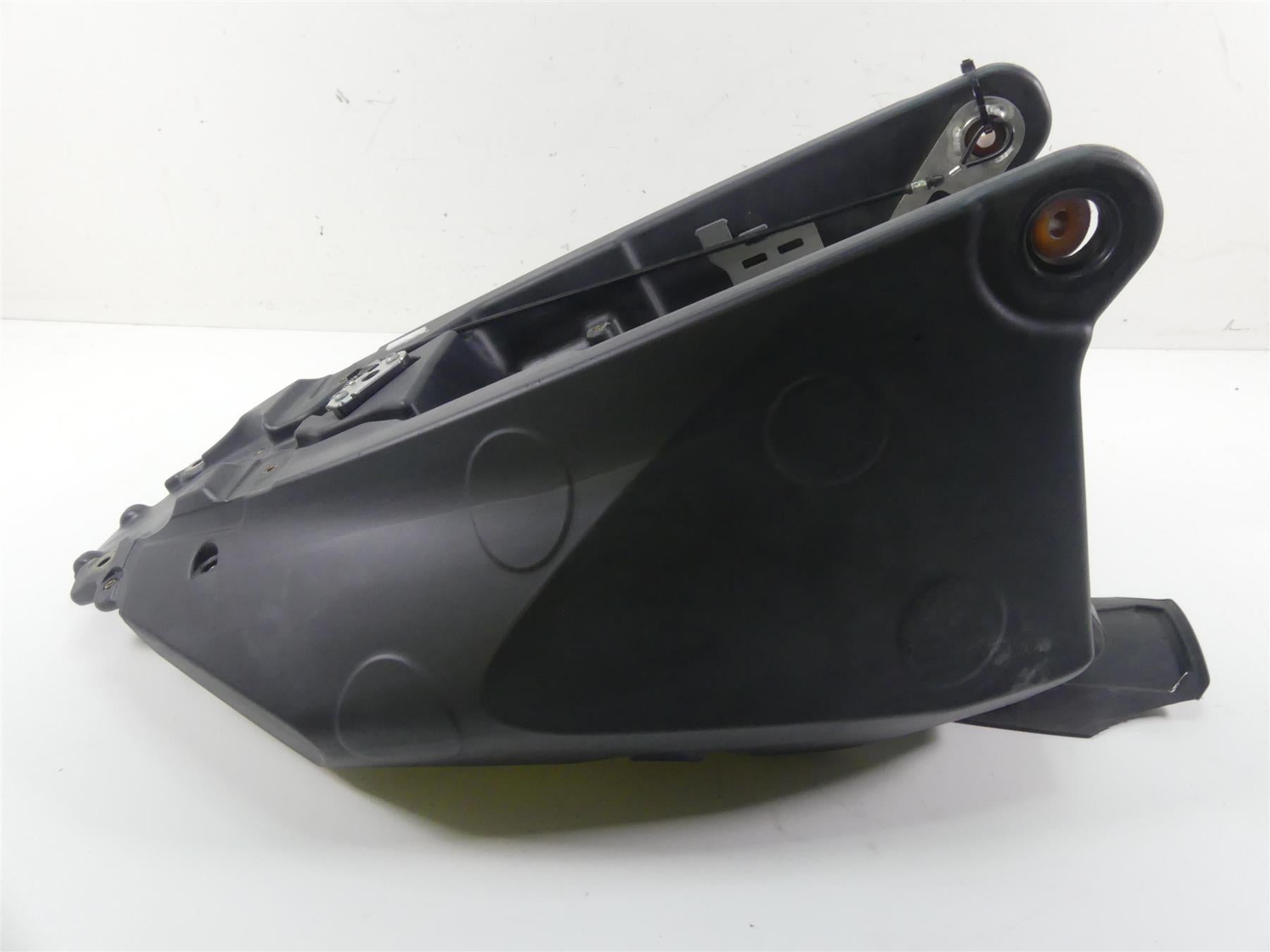2017 Husqvarna 701 Enduro Plastic Fuel Gas Petrol Tank 27007113000 {{ shop.shopifyCountryName }} - Mototech271