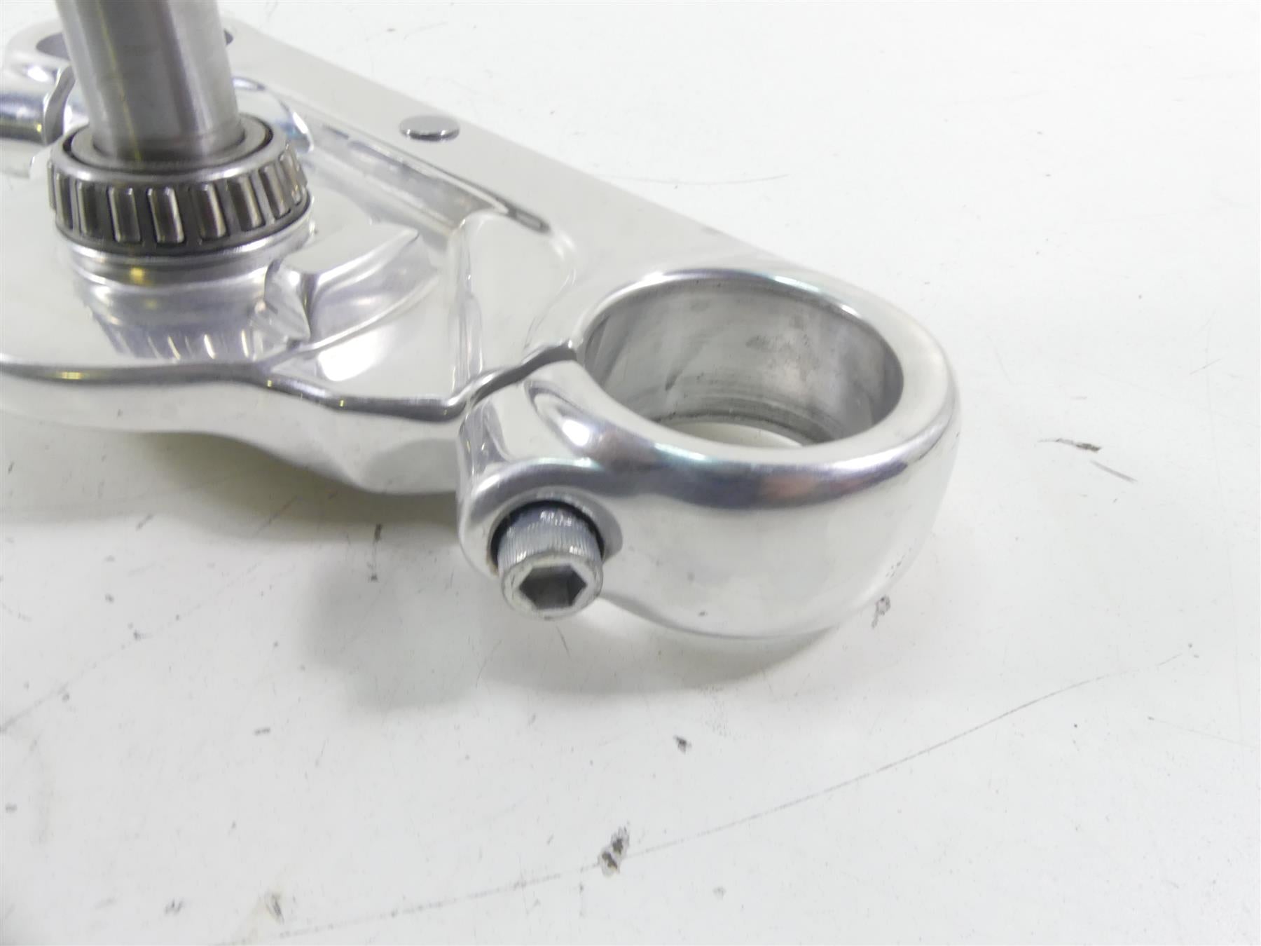 2014 Harley FXDL Dyna Low Rider Lower Triple Tree Steering Clamp 49mm 45539-08 {{ shop.shopifyCountryName }} - Mototech271