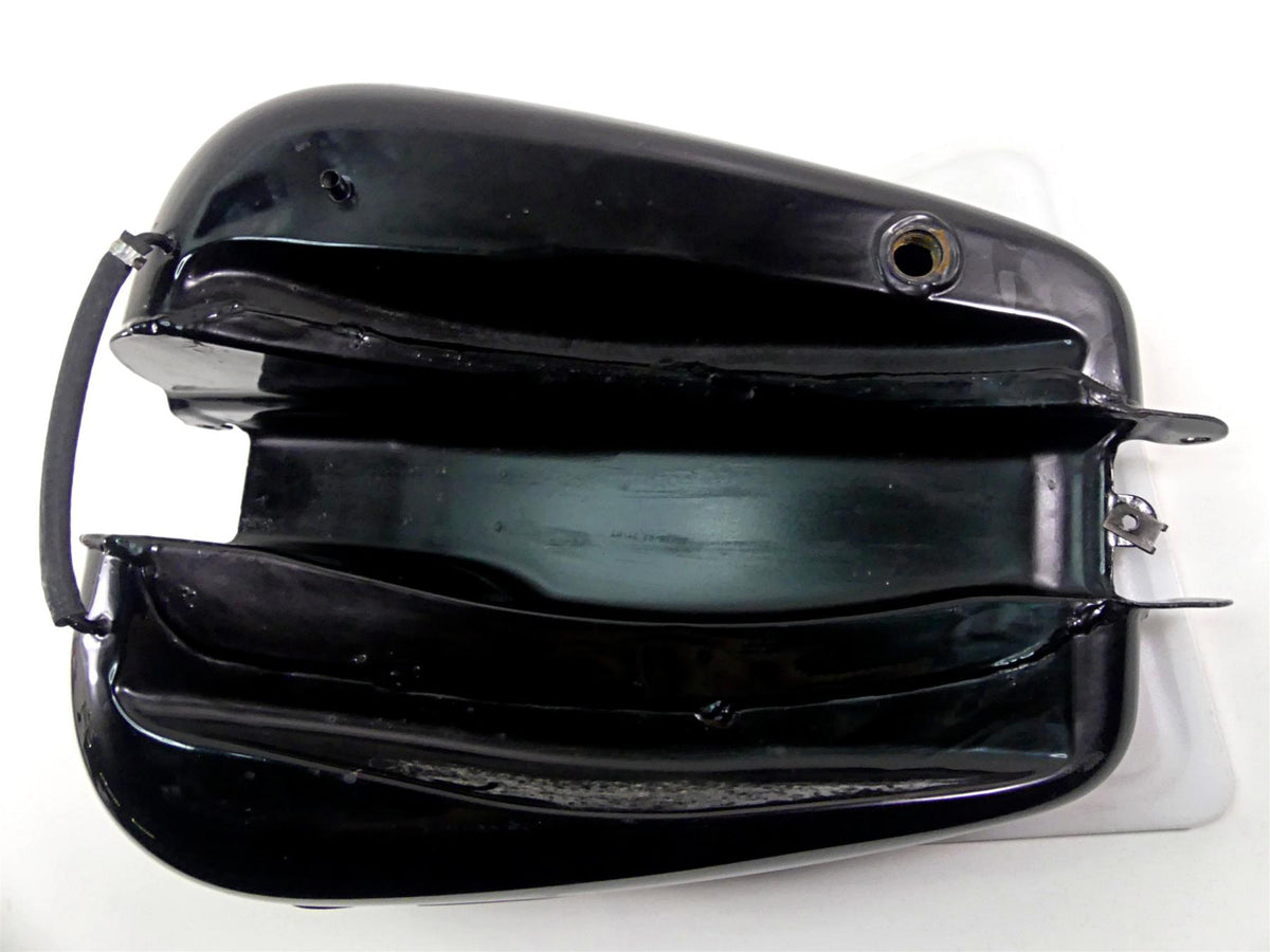 2010 Harley FXDF Dyna Fat Bob Fuel Gas Petrol Tank - Dented 61586-04B {{ shop.shopifyCountryName }} - Mototech271