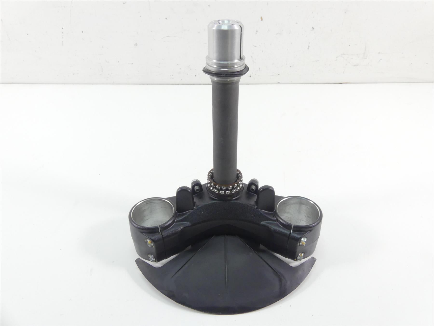 2017 Ducati 939 S Supersport Lower Triple Tree Steering Clamp 34220991AB {{ shop.shopifyCountryName }} - Mototech271