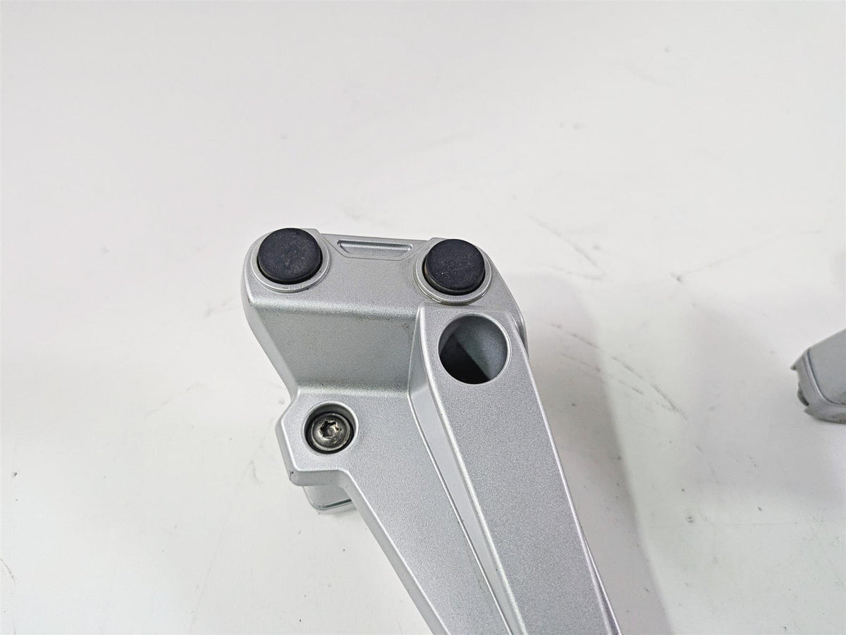 2010 BMW R1200GS K25 Saddlebag Mount Bracket Holder Set 46547695986 {{ shop.shopifyCountryName }} - Mototech271