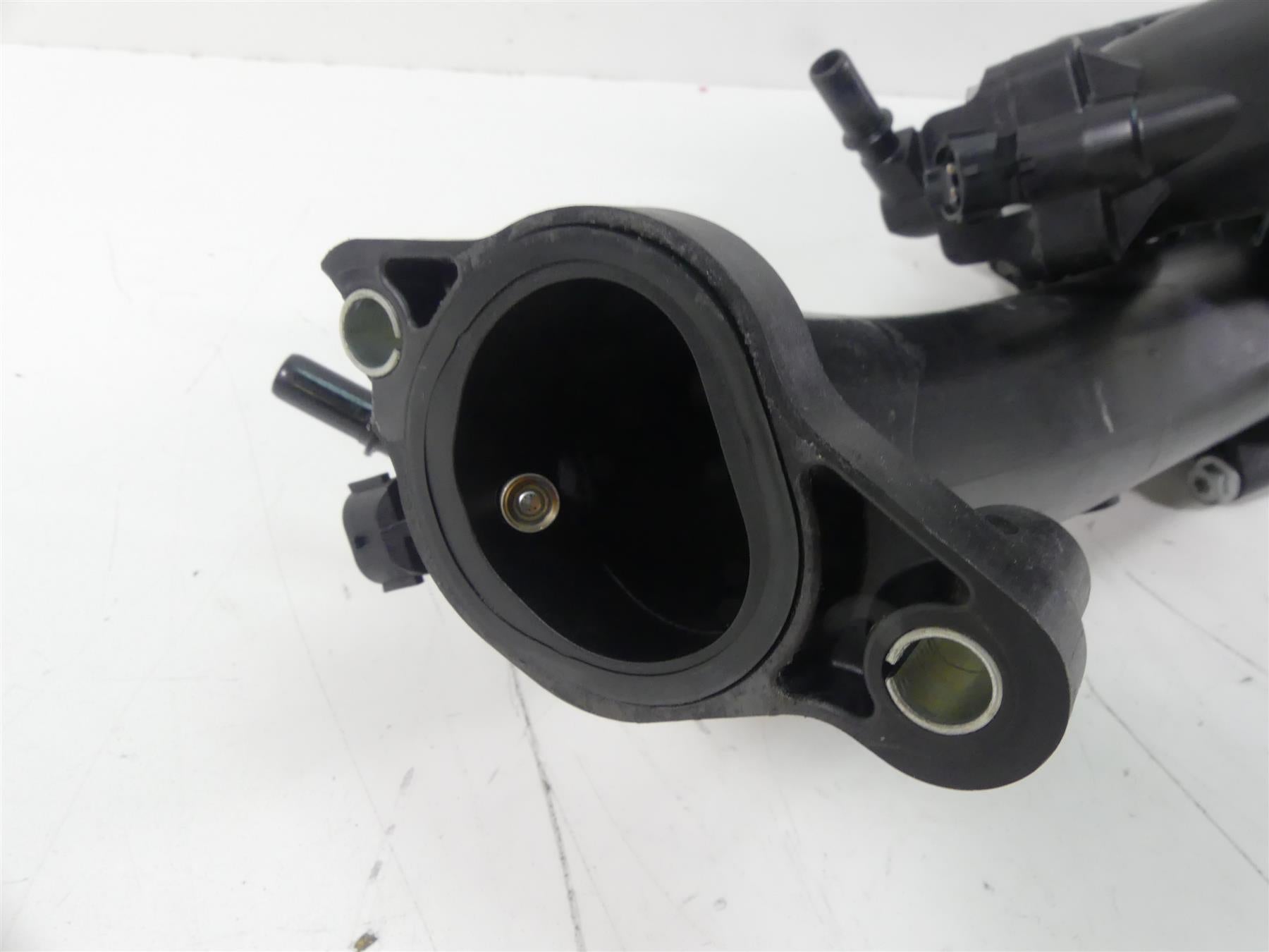 2020 Can-Am Commander 1000R XT Intake Manifold & Injectors 420874833 {{ shop.shopifyCountryName }} - Mototech271