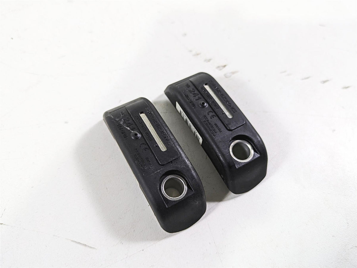 2018 Indian Chieftain Dark Horse Tire Pressure Sensor Set 2412417 2208712 {{ shop.shopifyCountryName }} - Mototech271