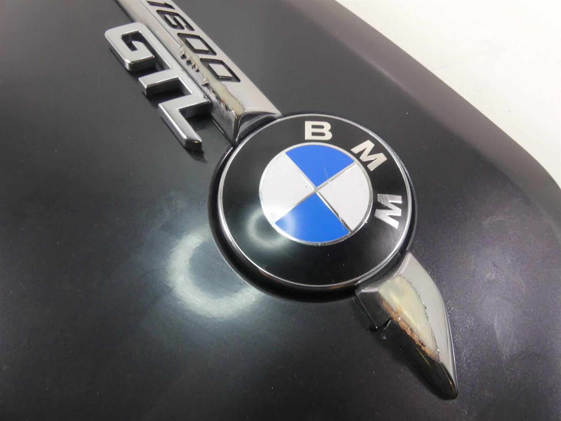2014 BMW K1600 GTL K48 Left Side Cover Fairing Cowl + Emblem 46637727419 {{ shop.shopifyCountryName }} - Mototech271