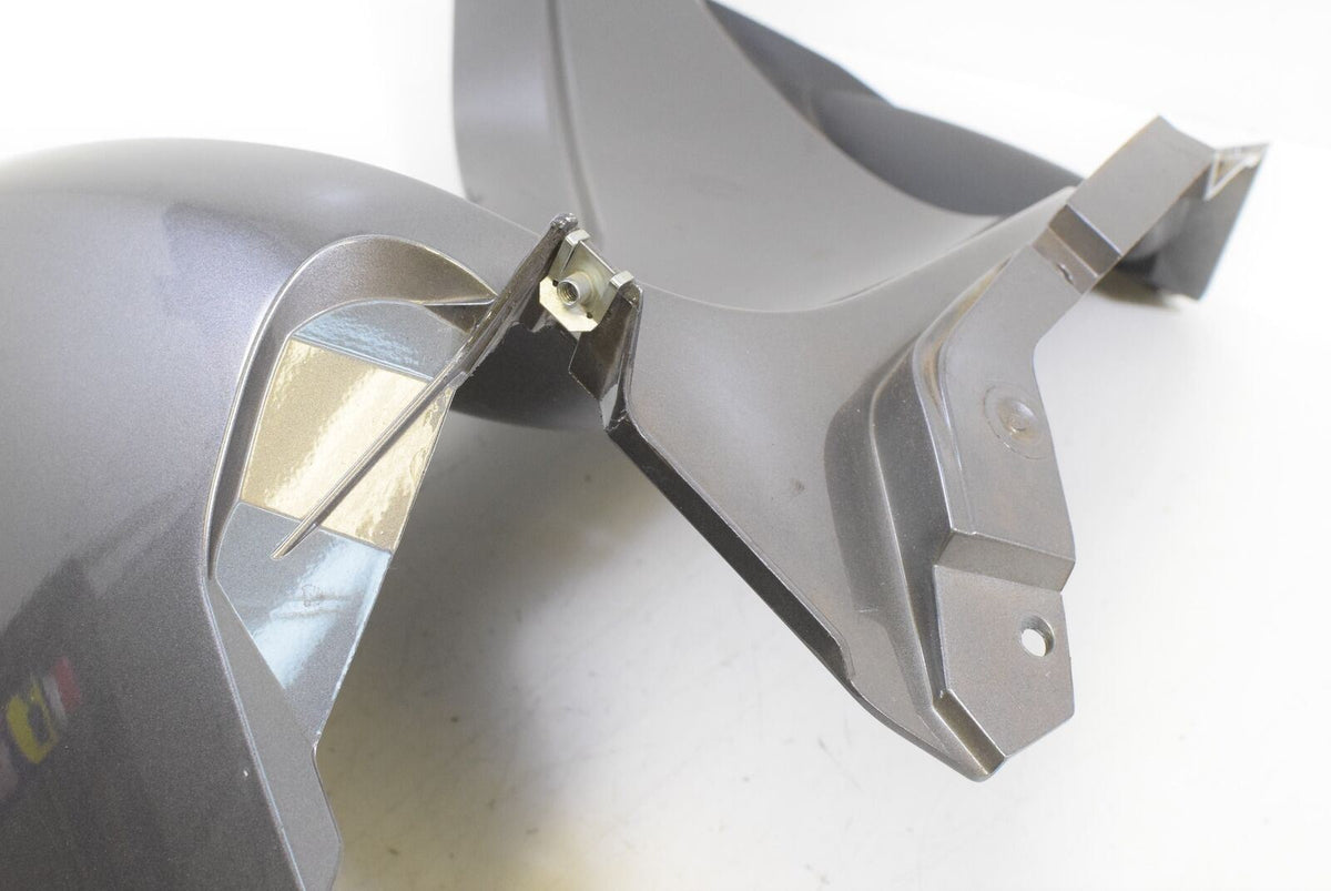 2012 BMW R1200RT R1200 RT K26 Left Side Main Tank Fairing Cover 46637681057 {{ shop.shopifyCountryName }} - Mototech271