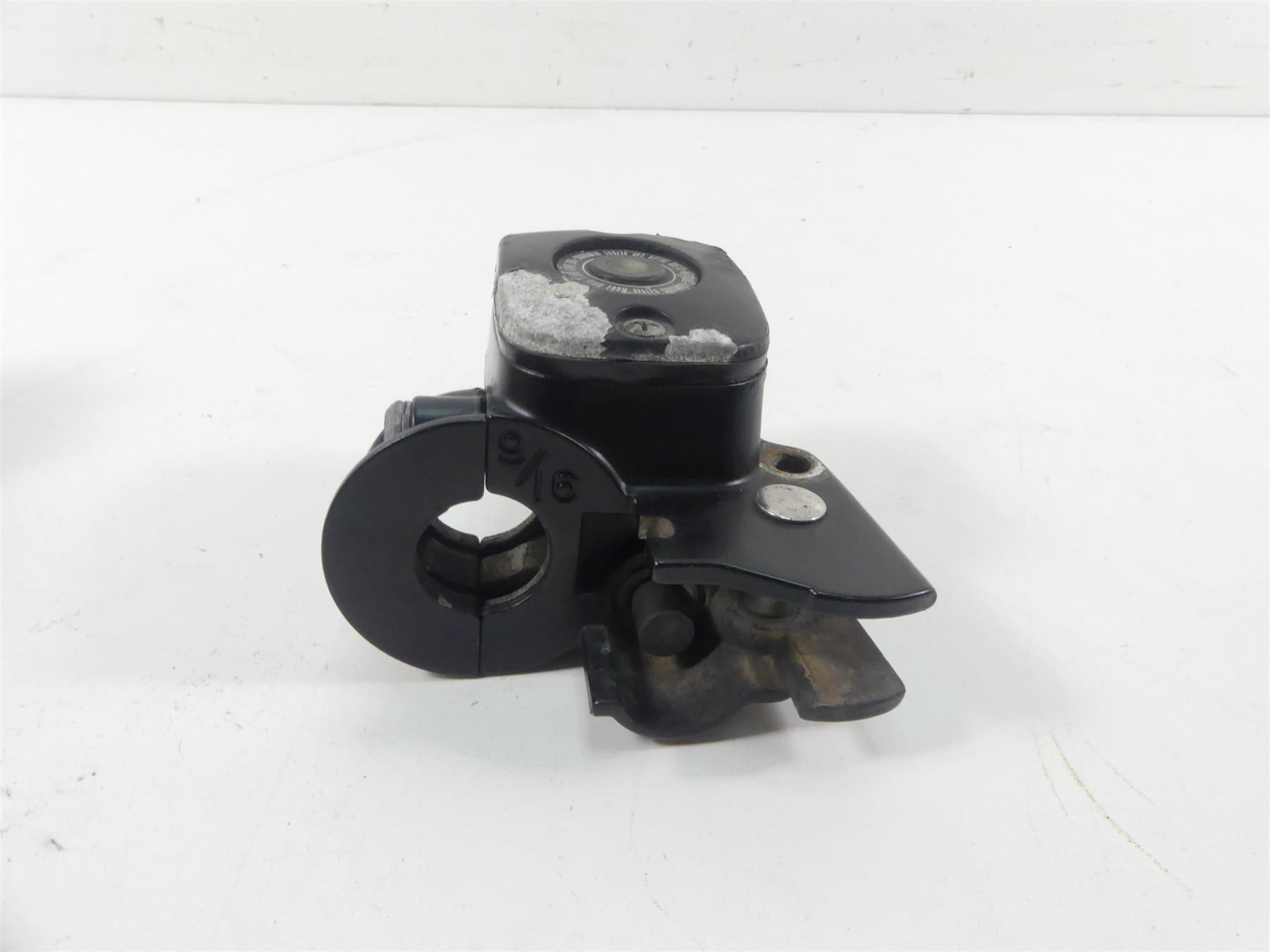1999 Harley Davidson Sportster XL1200 Front Brake Master Cylinder 9/16" 45019-96 {{ shop.shopifyCountryName }} - Mototech271