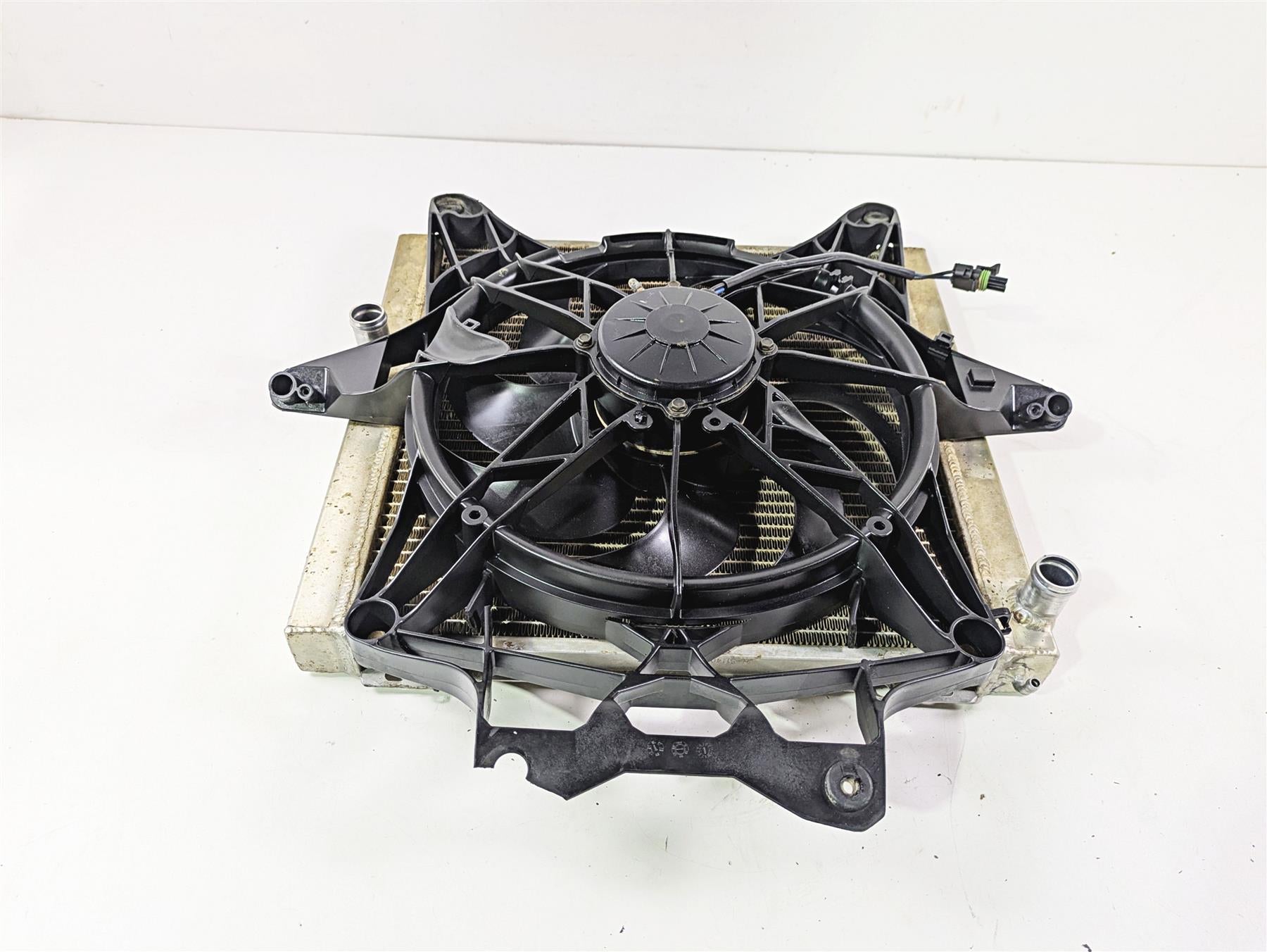 2020 Can Am Maverick X3 Turbo R STD Radiator & Fan Set -Read 709200703 709200588